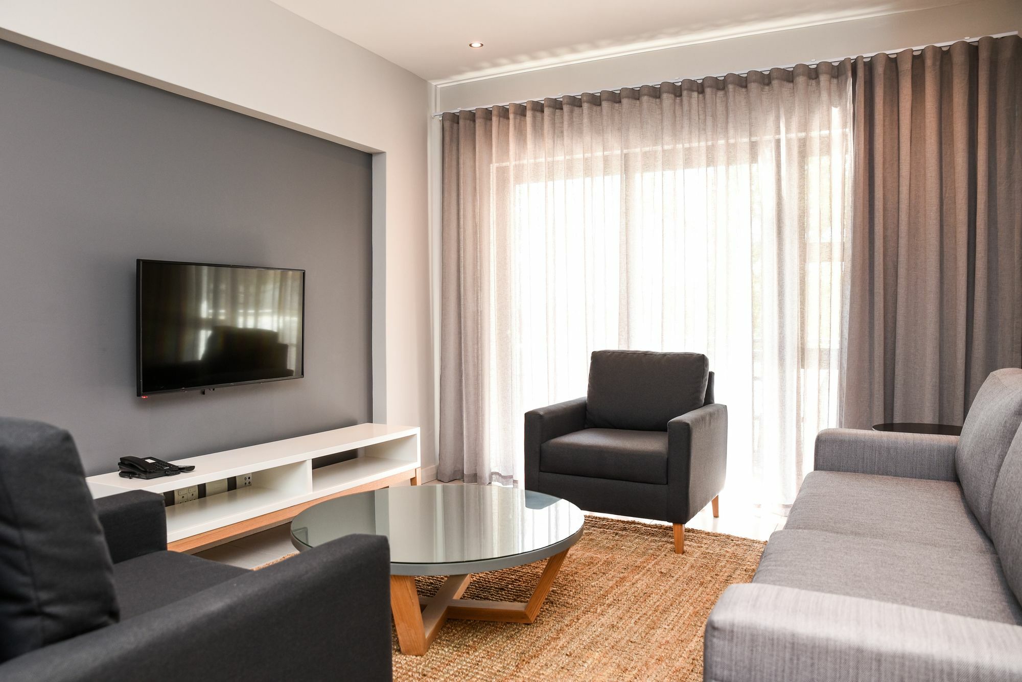 The Residency Jellicoe Apartment Йоханесбург Екстериор снимка